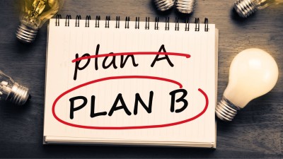 nujni primeri pri nošenju pasu čistosti, kletke za penis in nujne situacije