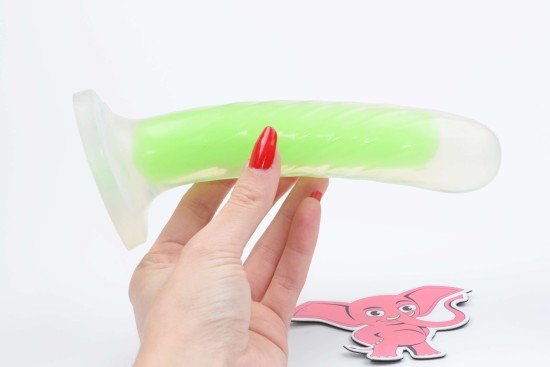 Svetleč dildo s priseskom Green Radiation (17 cm)