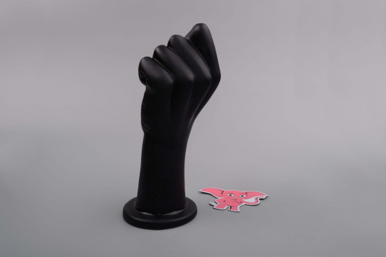 XXL Dildo za fisting s priseskom (24 cm)