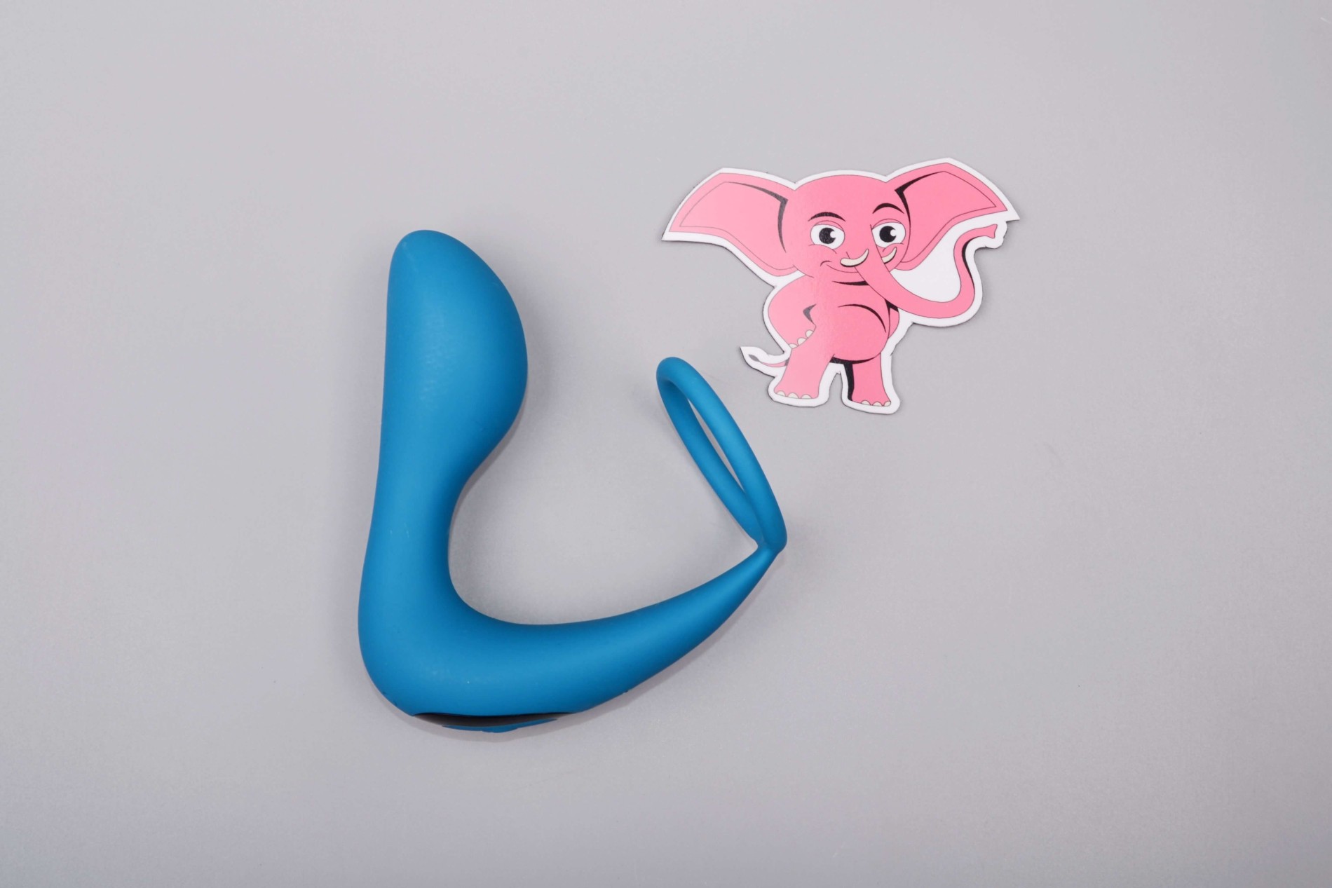 Slingshot II analni čep z erekcijskim obročem in daljinskim upravljalnikom