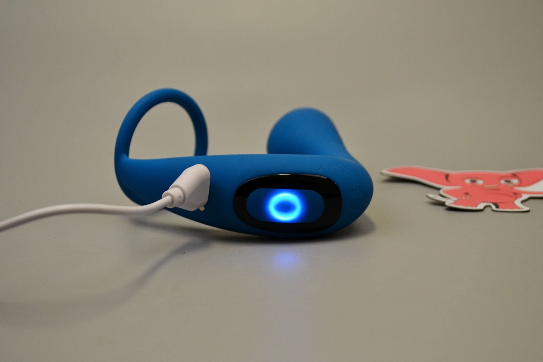 Slingshot II analni čep z erekcijskim obročem in daljinskim upravljalnikom