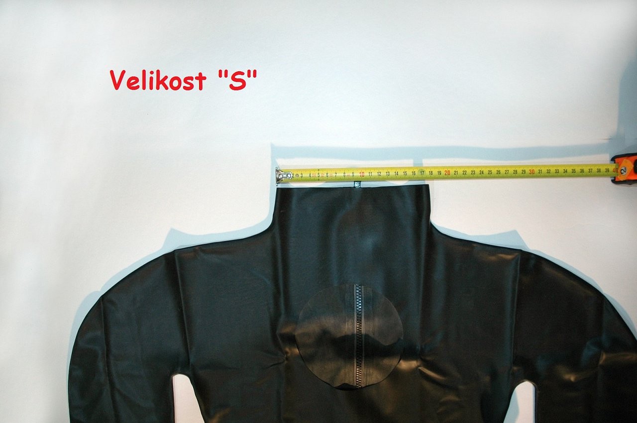 Obleka iz lateksa - dimenzije \"S\"