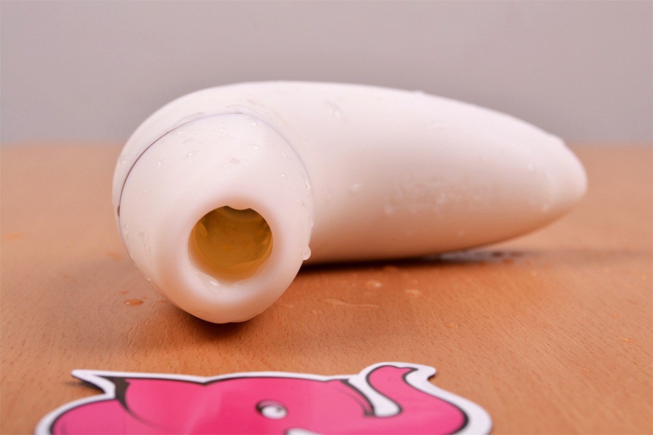 Satisfyer Pro Plus Vibracijski pogled od blizu