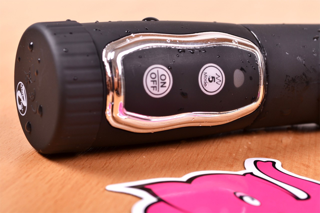 Masaža prostate - Detajl twisterja King na nadzorni plošči