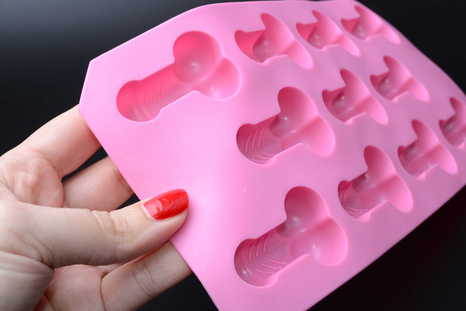 Pladenj za led Willy, upogibanje