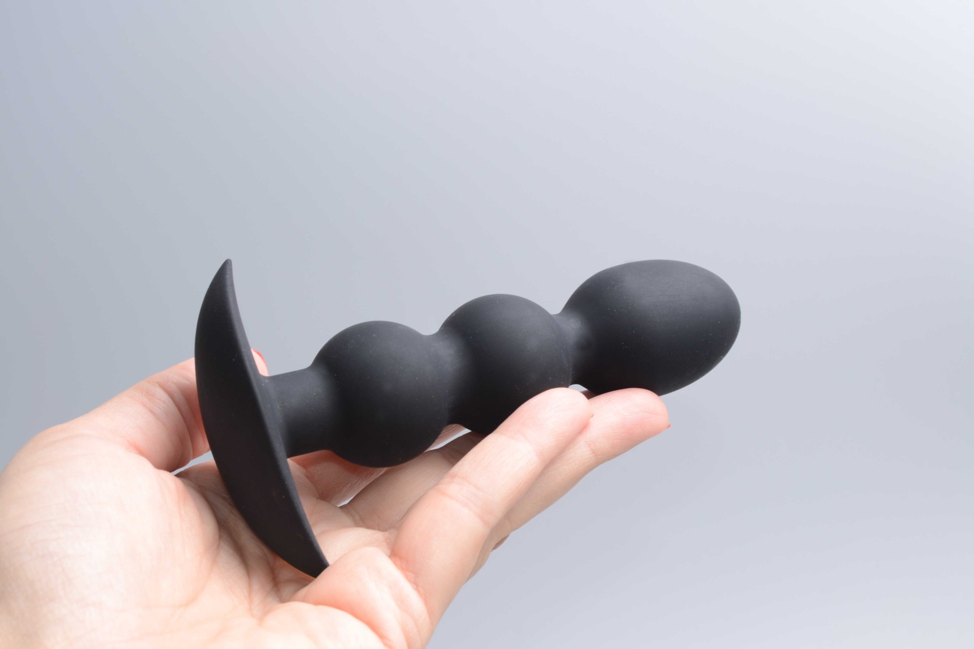 Analne kroglice Težke kroglice, v roki