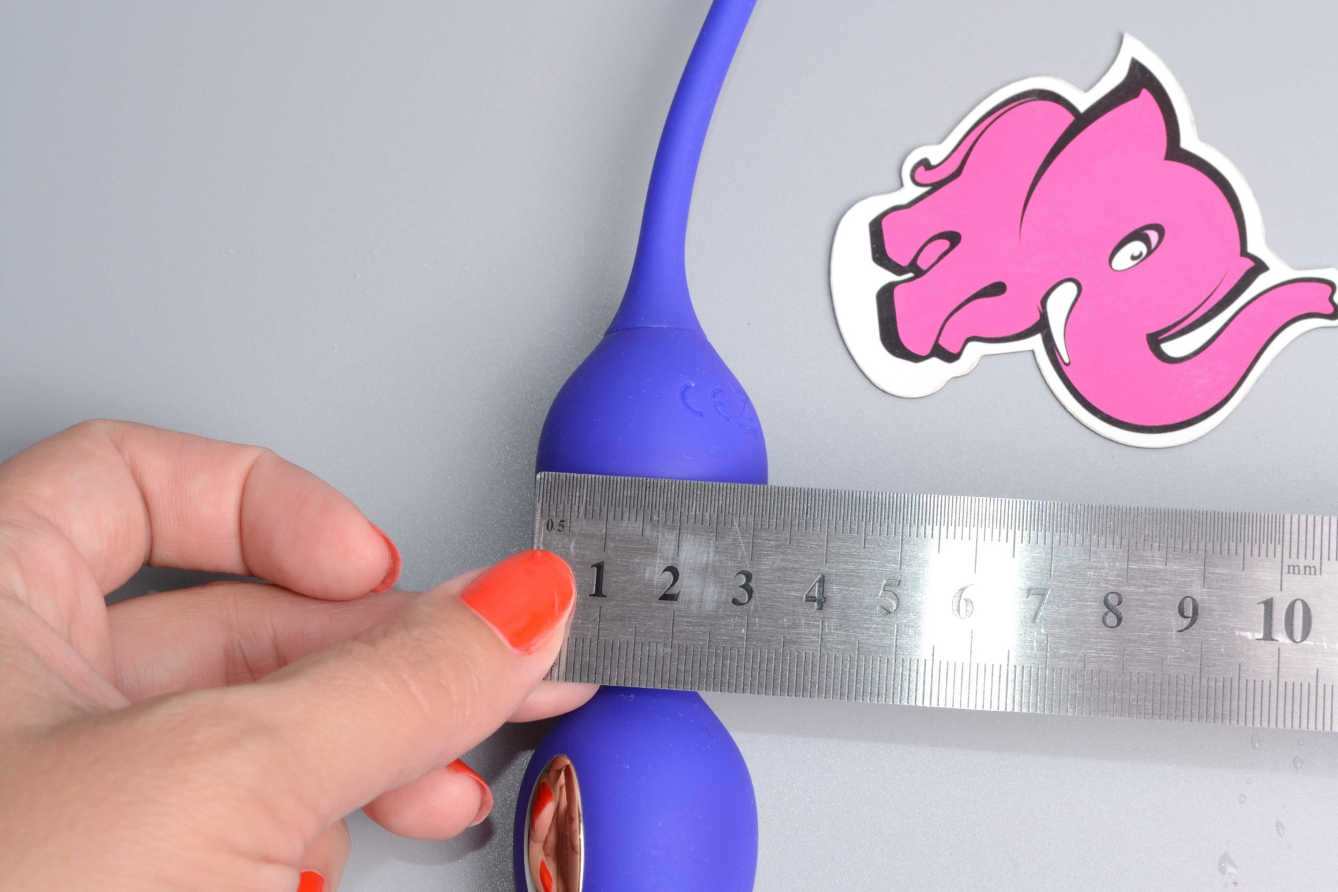 Elektro Venus plesi Midnight Drive, dimenzije