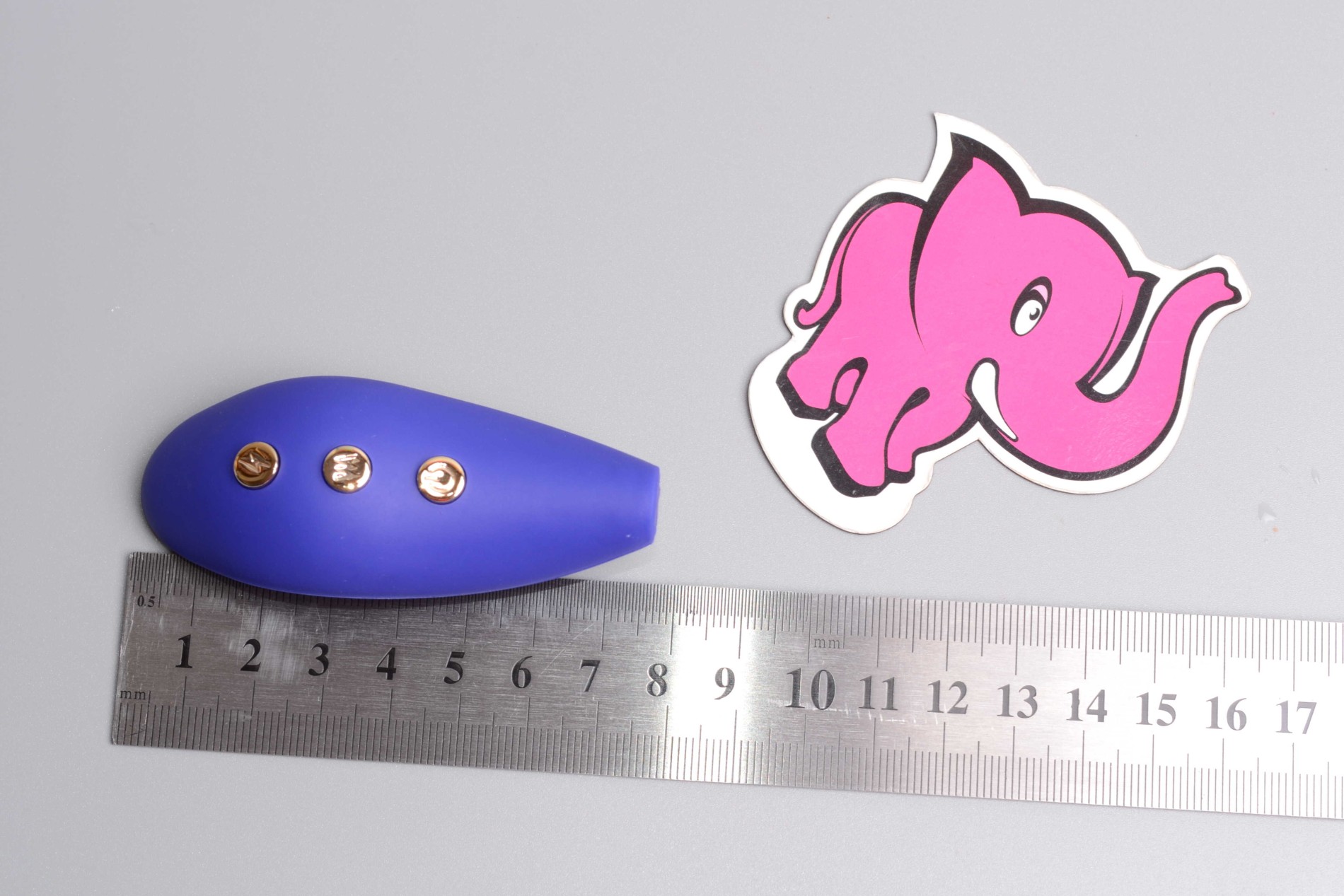 Elektro Venus plesi Midnight Drive, dimenzije