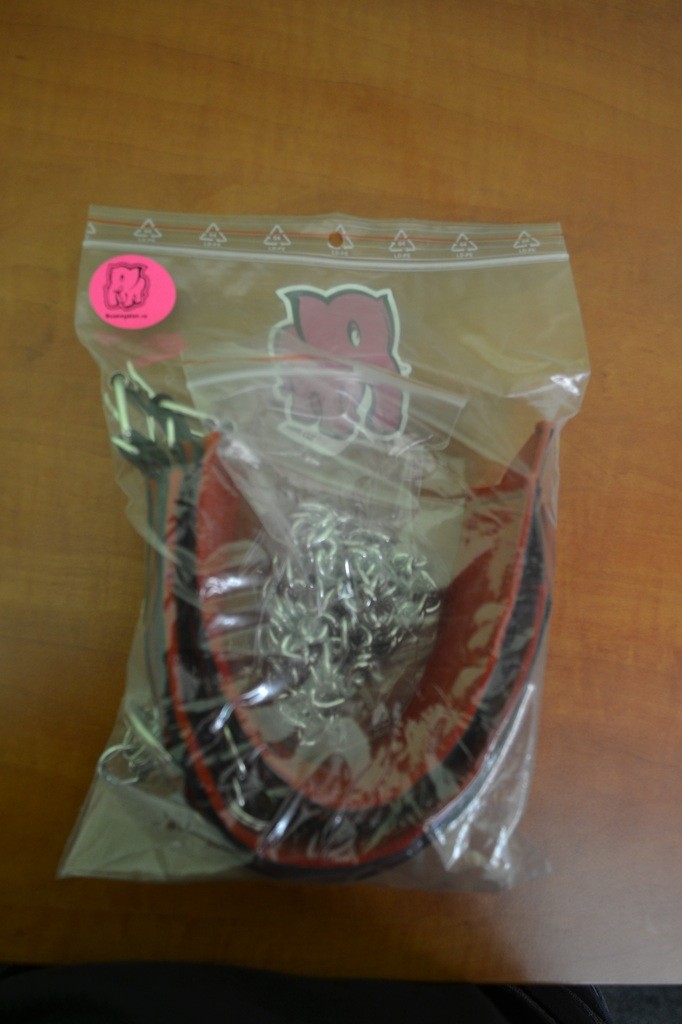 Usnjene zapestnice BlackRed