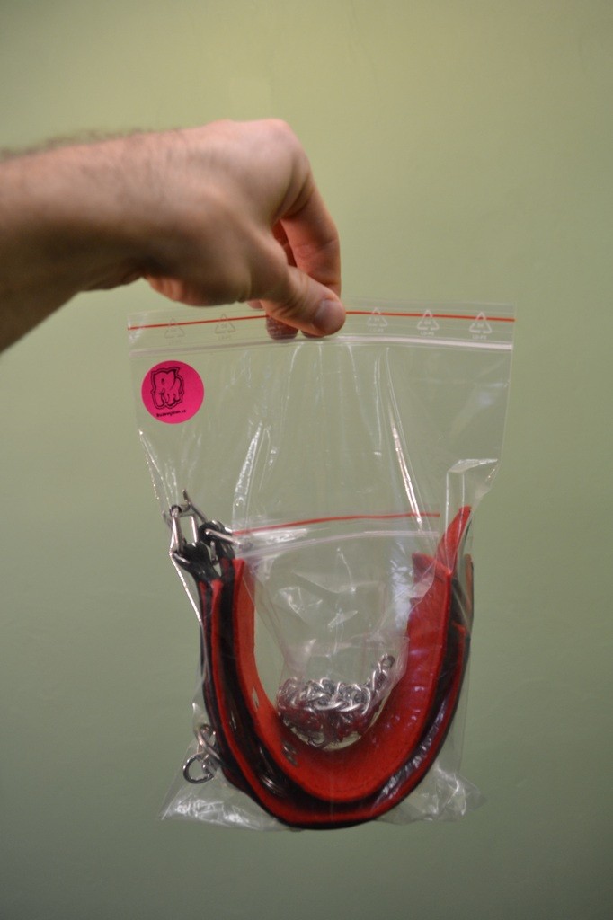 Usnjene zapestnice BlackRed