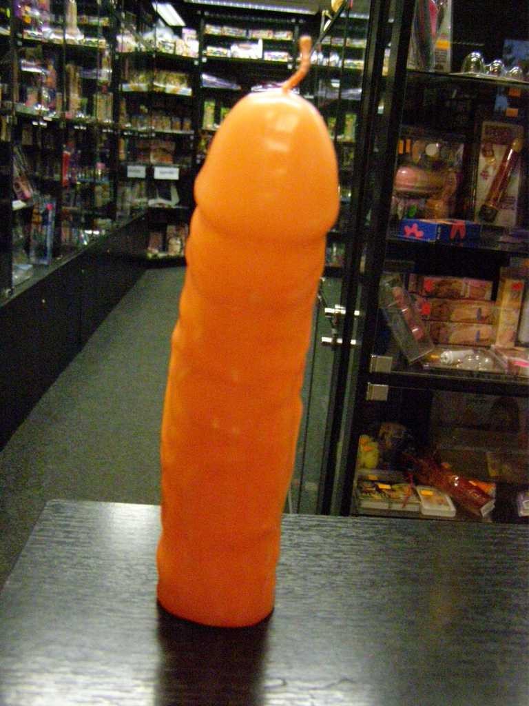 Šala. Sveča iz voska za penis 18 cm