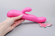 Vrtljivi vibrator Oninder z mobilno aplikacijo (23 cm)