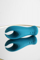 Masturbator z vibrirajočim parom (16,2 cm)